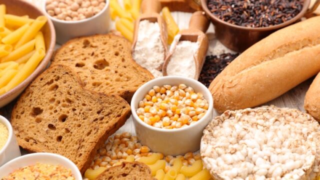 パン、小麦に含まれるグルテンが身体に引き起こす体調不良のメカニズム